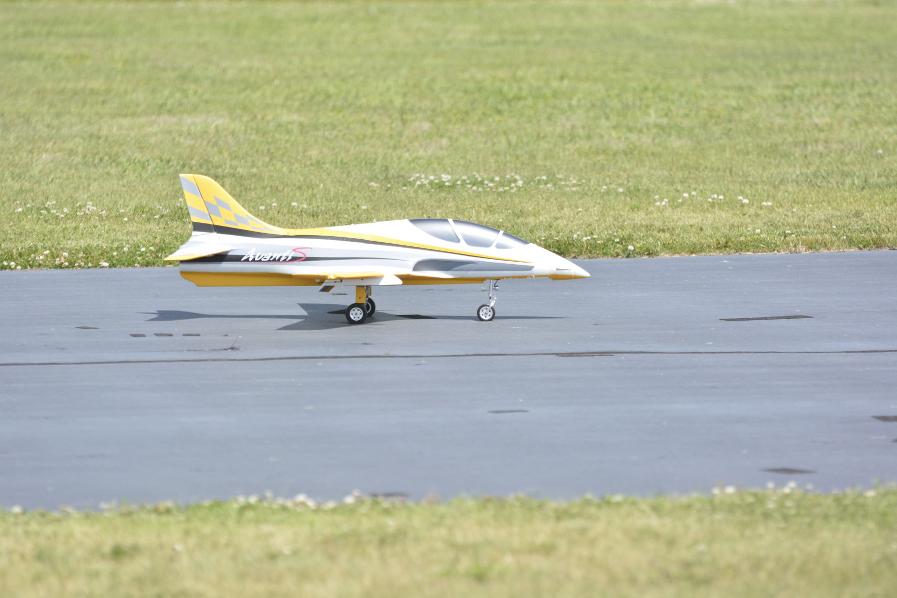 6-16-19 Model Airplane (82).JPG